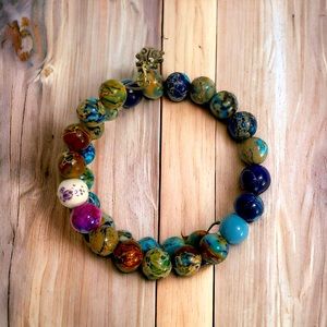 Multicolored turquoise beaded bracelet.